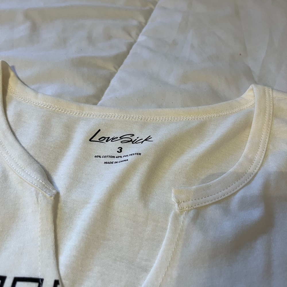 Love Sick tee - Picture 2 of 4